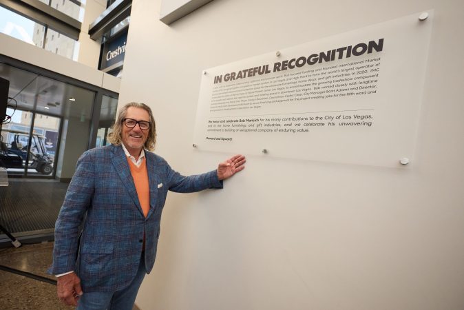 Bob_Maricich_with_plaque