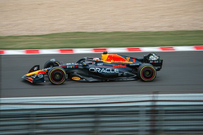 Photo of a Formula 1 race car